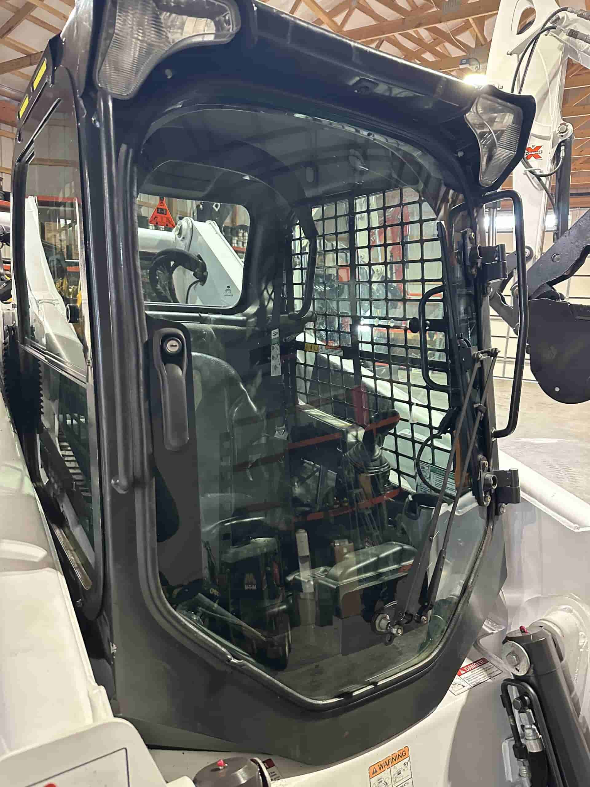 2019 BOBCAT T870 HIGH FLOW
